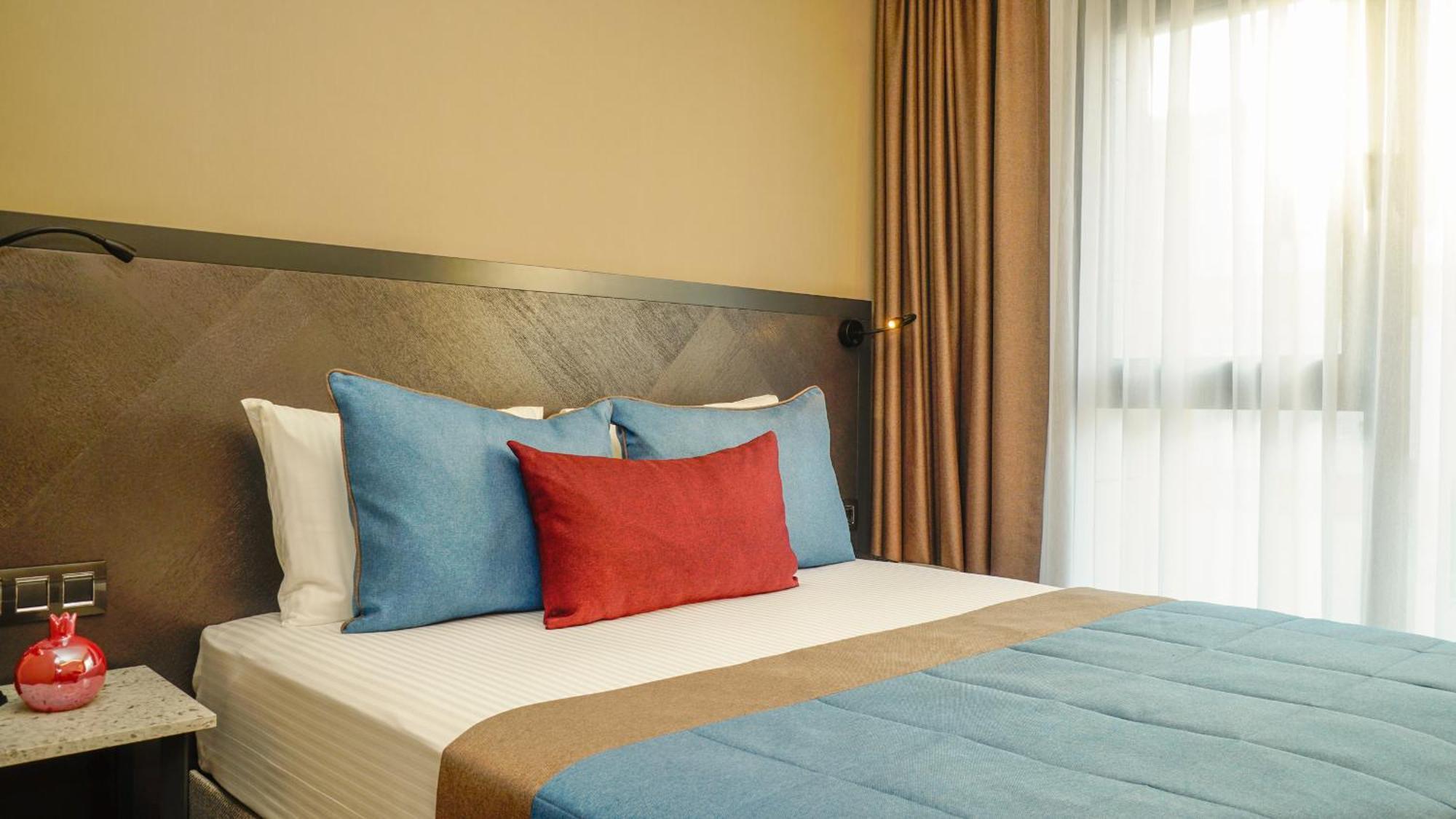 Rudis Hotel Narlidere Exterior photo